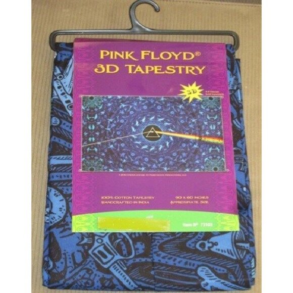 New Blue 3D Pink Floyd Dark Side of the Moon Prism Tapestry Wall Decor Hanging - Picture 3 of 3